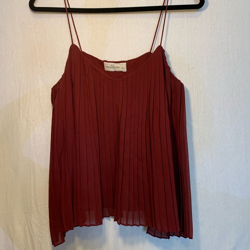🌼Stylish Red Top